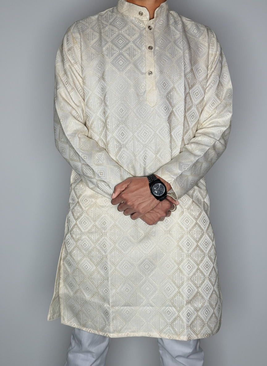 Men’s white kurta